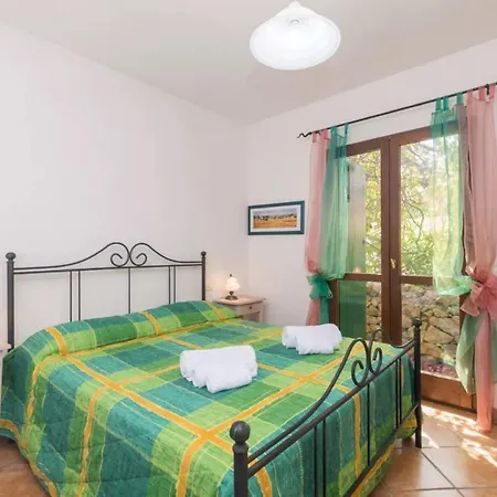 Holiday home Giardino Viale Degli Ulivi, 7